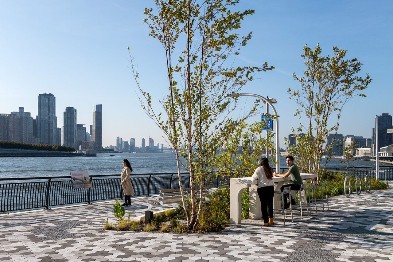 Queens East River Greenway