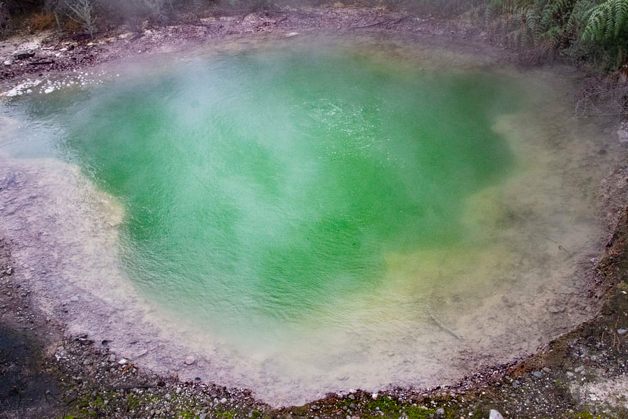 chloride thermal spring