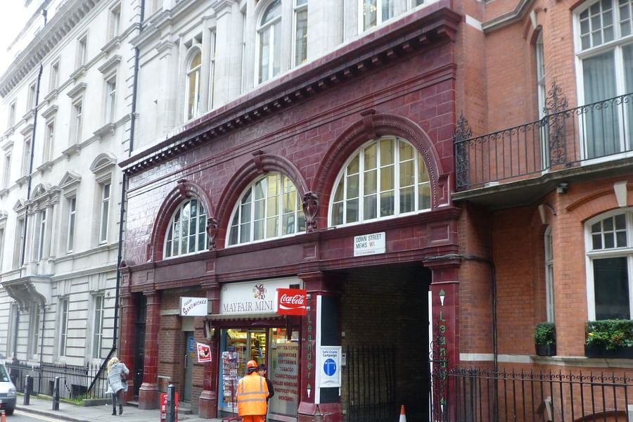 Leslie Green underground station design