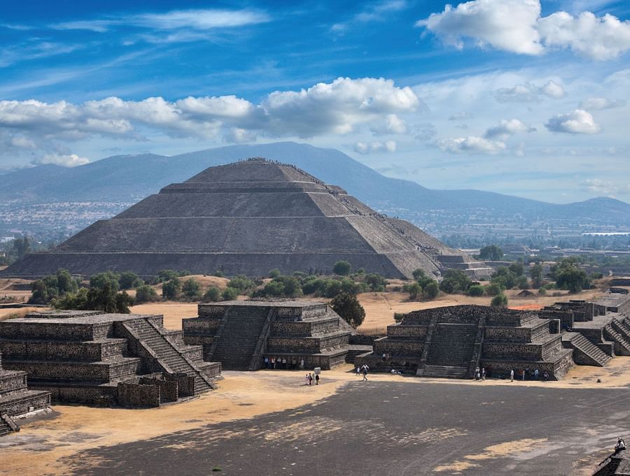 Stunning view of the Pyramid of the Sun in Teotihuacan, Mexico