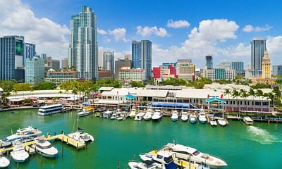What is the must-see sight in Miami for first-time visitors?
